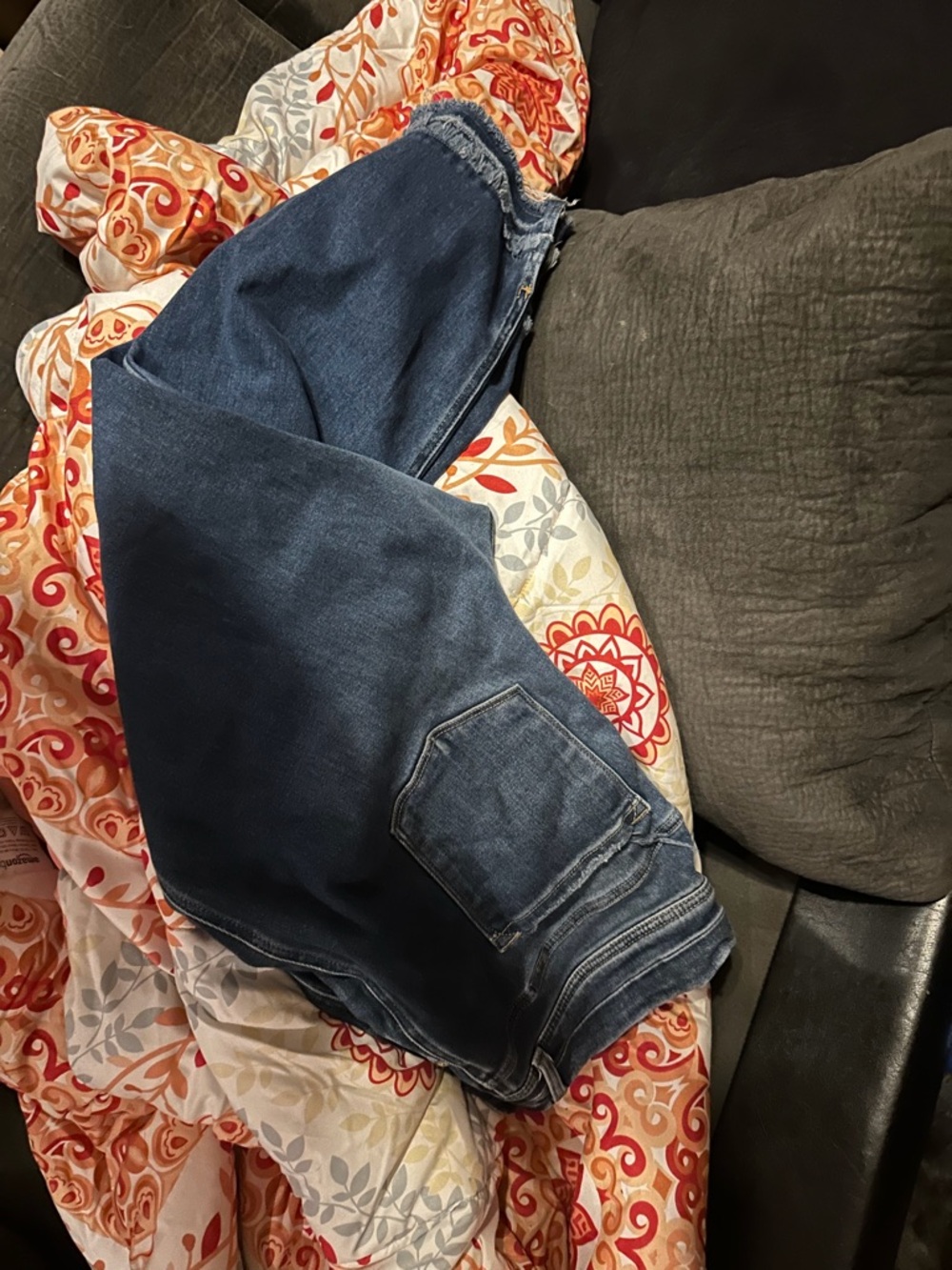 KanCan Women's Dark Blue Ankle Crop Jeans